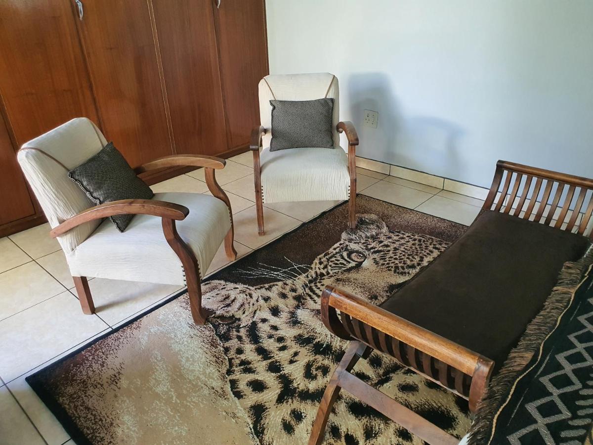 Selati 103 Guest Cottages マレラネ エクステリア 写真