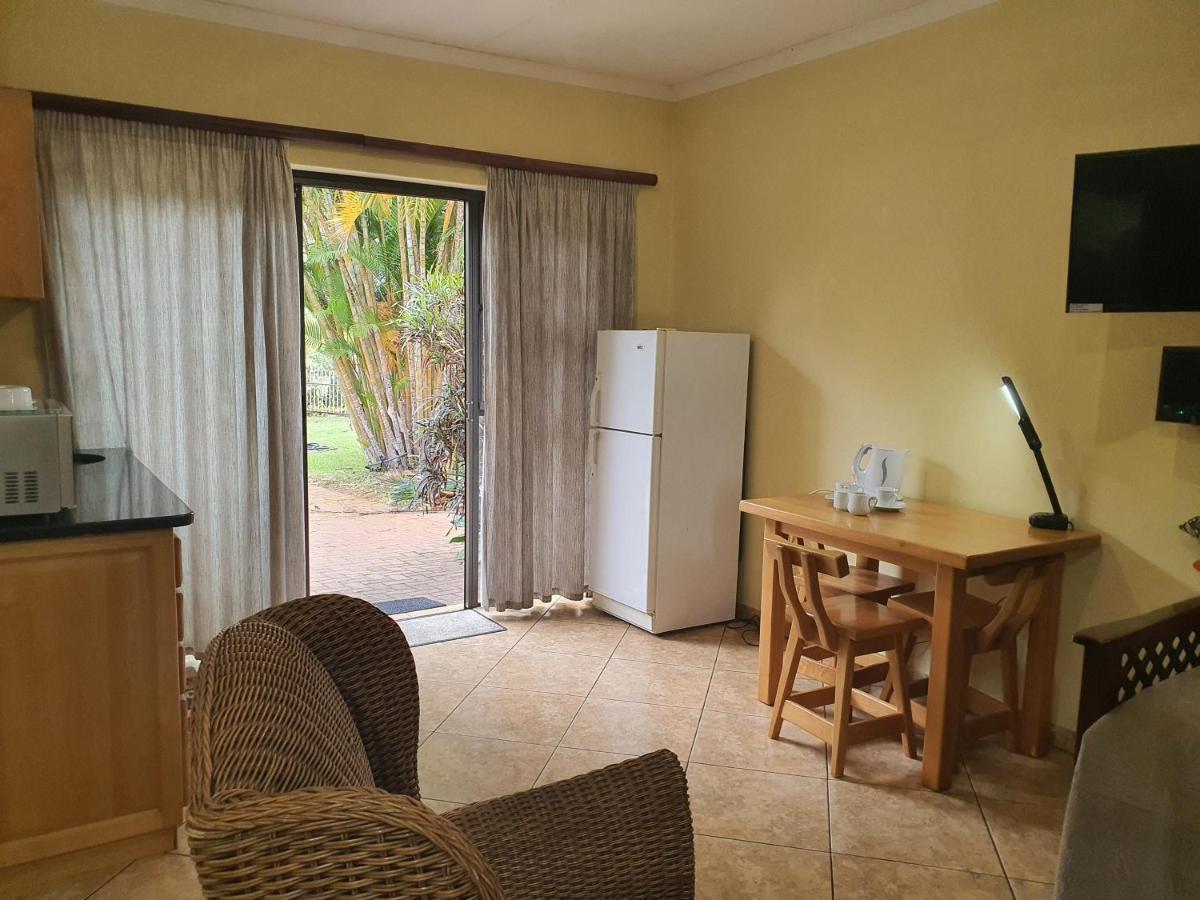 Selati 103 Guest Cottages マレラネ エクステリア 写真